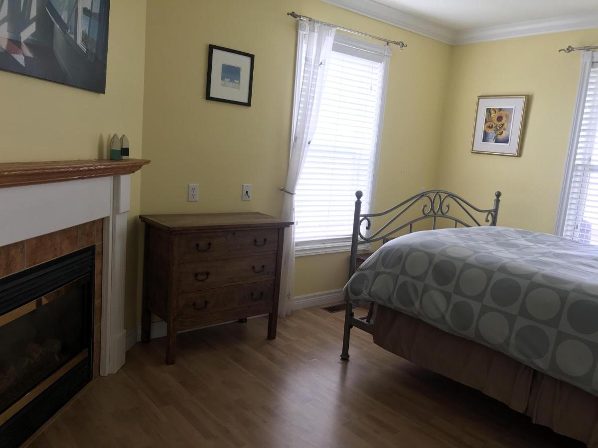 Bed and Breakfast Cresthaven By The Sea South Maitland Экстерьер фото